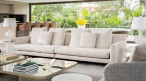 Cores neutras: como usar tons de cinza na decoração da sua casa com 10 dicas. 10 Cor off-white: dicas e combinações para usar o tom na decoração