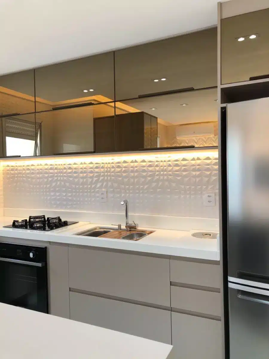 Cores de Vidro Reflecta: Elegância e Sofisticação na Decoração 2 Cores de vidro reflecta, bronze.