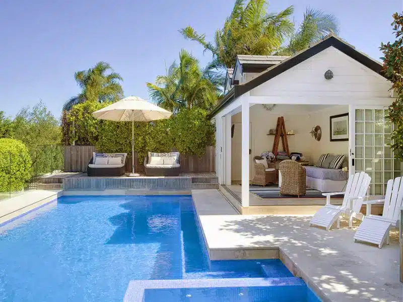 8 Modelos de Edículas para Valorizar sua Casa 3 Modelos de edícula com um design atraente para valorização da casa.