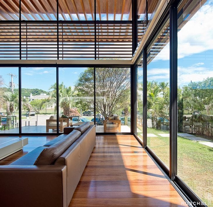 PAREDE DE VIDRO DEIXA A ARQUITETURA MODERNA E COM VISUAL DE TIRAR O FÔLEGO 7 Foto de parede de vidro 3 - 5
