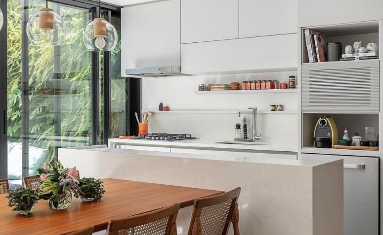 Desvende as Melhores Portas para Cozinha: Dicas e Inspirações que Você Precisa Conhecer! 3 Foto de porta para cozinha