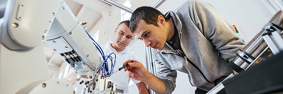 Descubra as melhores faculdades de engenharia de produção. 1 Descubra as melhores faculdades de engenharia de produção.