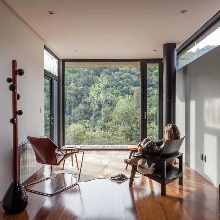 Tapete de couro: 10 ideias para adicionar o item à decoração 10 Tapete de couro: 10 ideias para adicionar o item à decoração