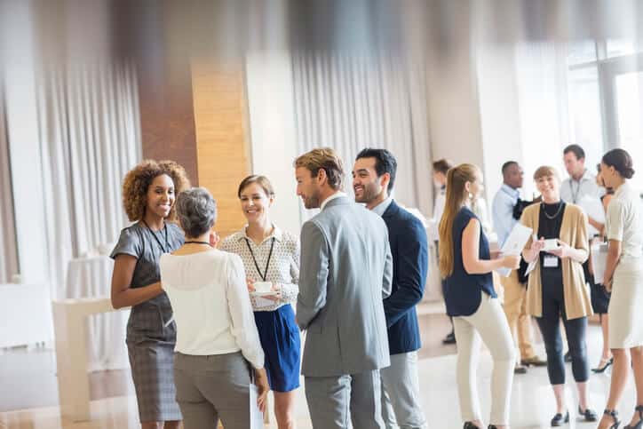 Estratégias de Marketing para Arquitetos: Como Atrair Mais Clientes 2 Imagem que simboliza a eficácia do e-mail marketing no marketing de arquitetura.
