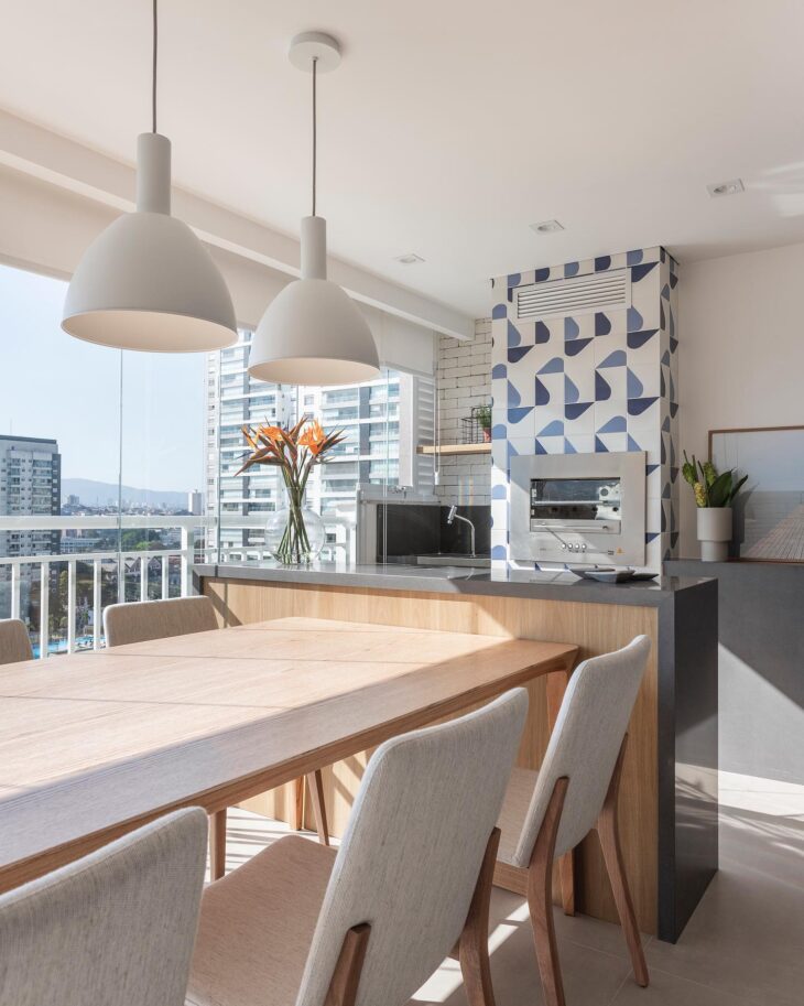 Transforme sua Cozinha: 70 Ideias de Lustres que Vão Encantar Você! 5 Foto: Reprodução / Quattrino Arquitetura
