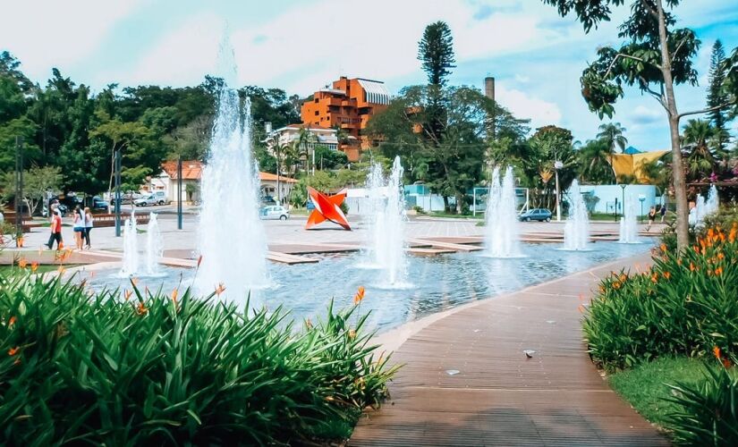 Praça doutor Octavio de Moura Andrade em Águas de São Pedro | Divulgação