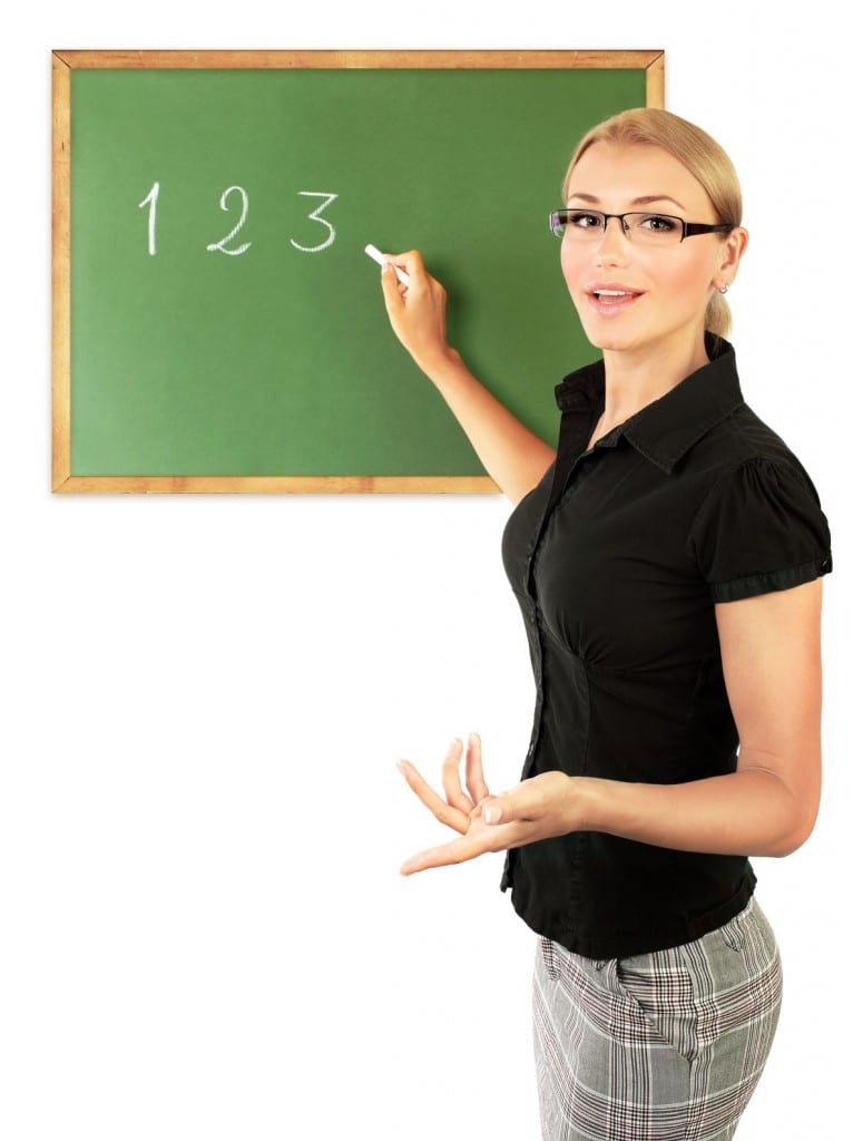 Dicas para tornar seu site atraente e captar clientes na Arquitetura 9 Imagem de uma professora ou instrutora.