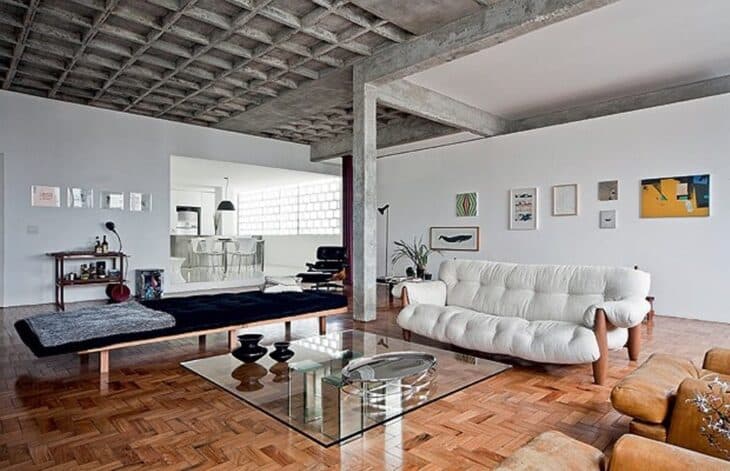 Descubra os 60 Modelos de Sofás de Madeira que Vão Transformar sua Decoração! 5 Foto: Reprodução / AR Arquitetos