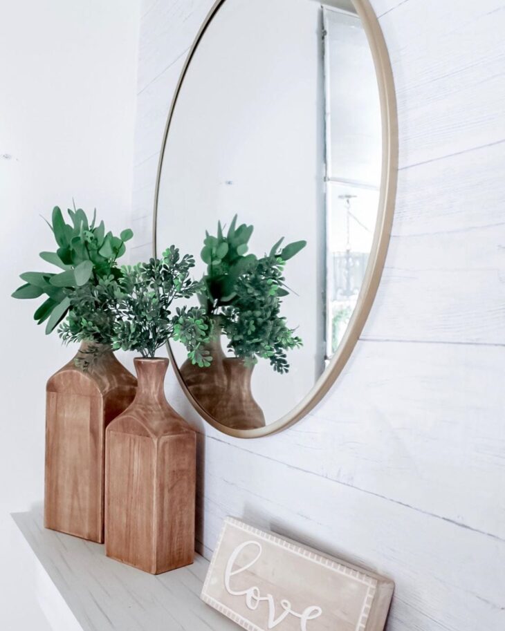 Transforme sua Casa: 35 Inspirações e Tutoriais Imperdíveis com Vasos de Madeira! 10 Pode ser usado como um suporte para velas.