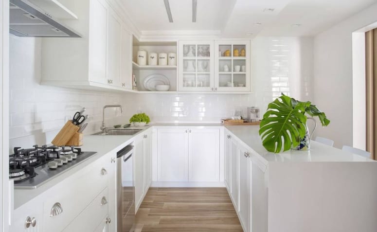 Transforme sua Cozinha: 90 Ideias Incríveis em U que Você Precisa Conhecer! 3 Studio Fernanda Mancini