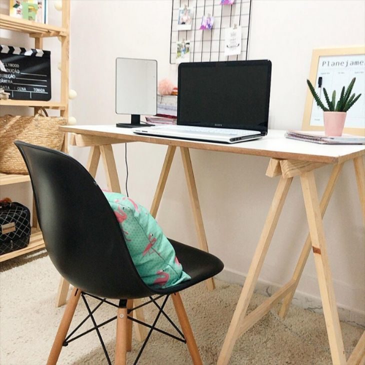 Descubra 10 Ideias Inovadoras de Mesa Cavalete que Transformarão Sua Decoração Moderna! 1 Foto de mesa cavalete 6 - 6