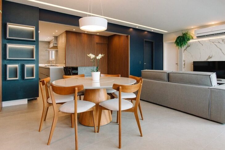 Dicas para Incorporar Mesas Redondas de Vidro na Sua Decoração 7 mesa de estilo requintado