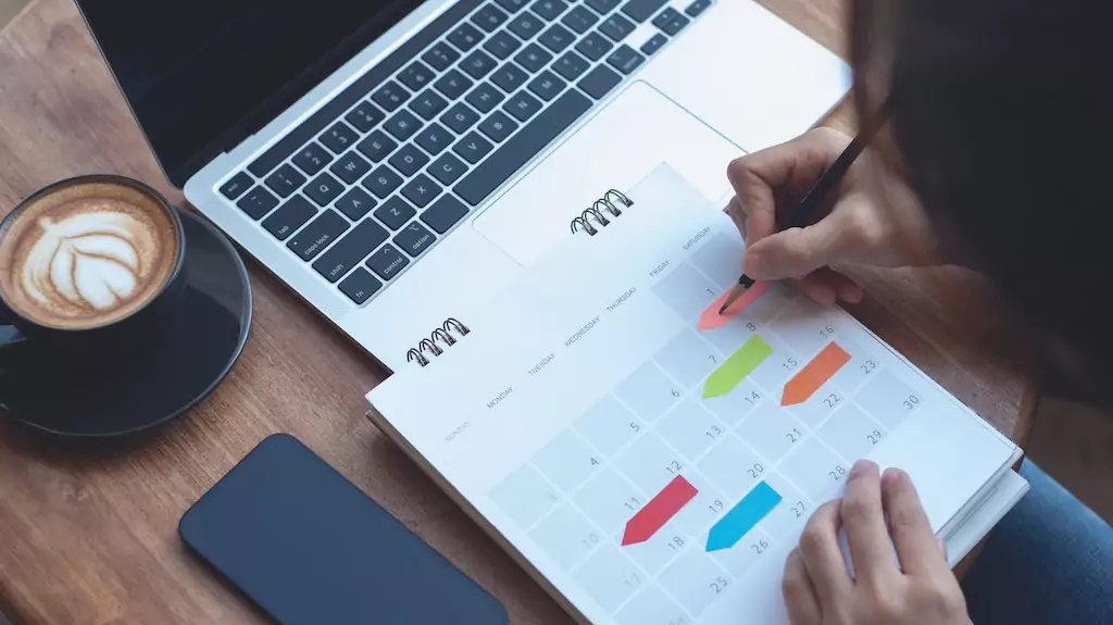 Dicas práticas para manter seu caderno sempre organizado. 1 Dicas práticas para manter seu caderno sempre organizado.