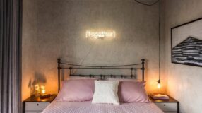 Descubra como o Cinza Azul Pode Transformar Seu Espaço com Estas 70 Ideias Versáteis! 7 Foto de quarto cinza e rosa 00 - 1