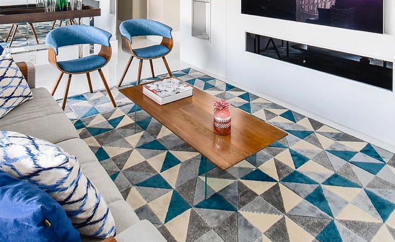 Modelos Elegantes de Tapete Azul para Valorizar Sua Decoração 3 Patrícia Cesca Arquitetura