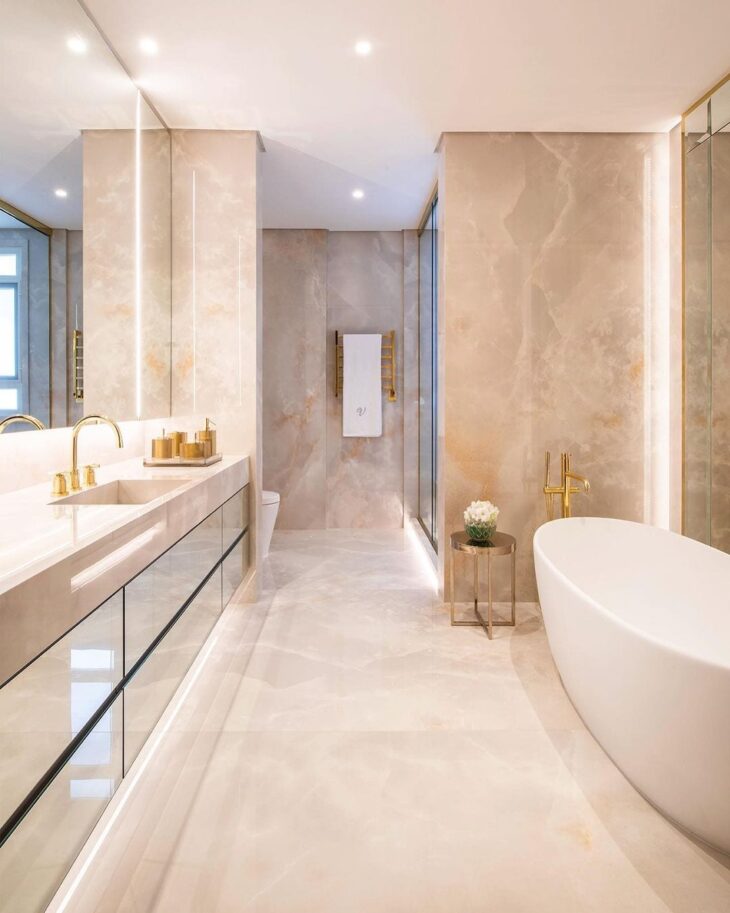 Inspirações para Criar Banheiros de Luxo e Transformar Seu Espaço 5 Foto de banheiro de luxo 2 - 2