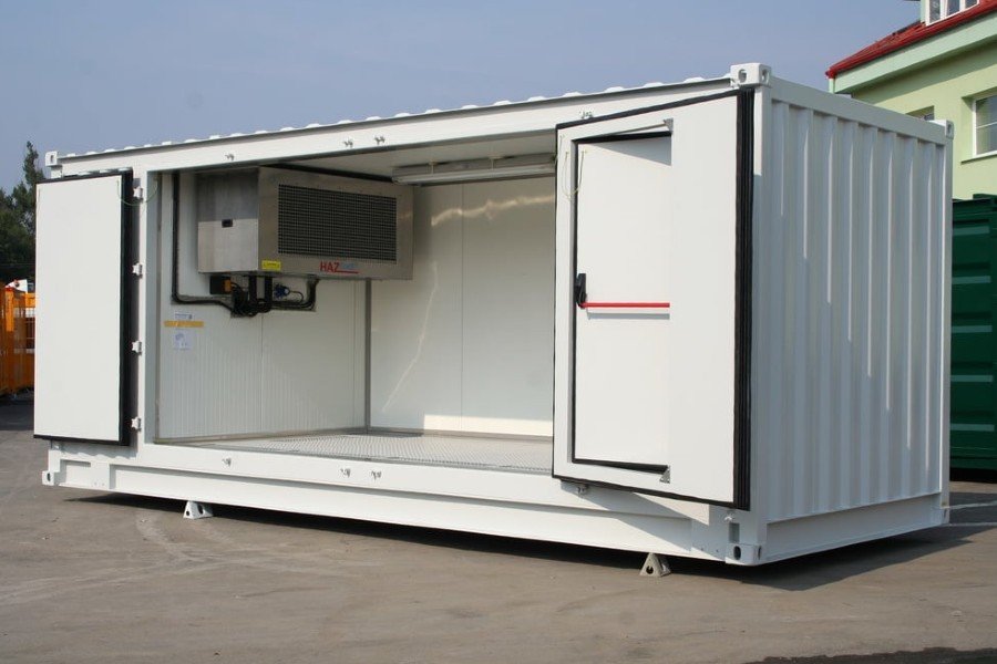 Cinco Vantagens do Uso de Contêineres Refrigerados para Armazenagem e Transporte 2 Contêiner refrigerado com produtos frescos, ideal para transporte de mercadorias perecíveis.