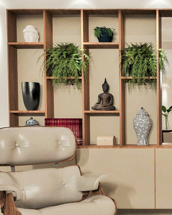 Ideias práticas para organizar nichos na sala e sugestões de locais para compra 1 A iluminação embutida destaca os itens decorativos nos nichos.
