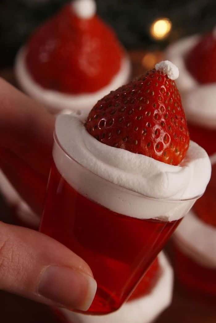 Decoração com frutas para o Natal - Como fazer a sua e dicas! 1 Gelatina com chapéu de Papai Noel